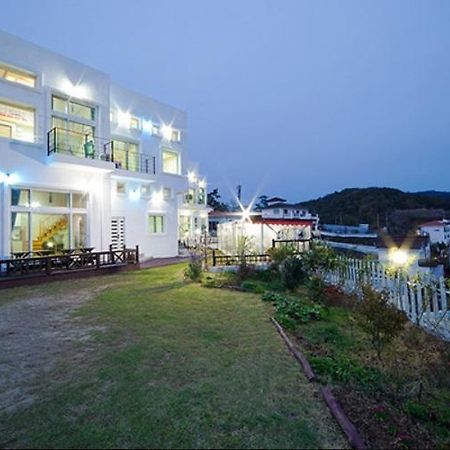 Sunmoon Pension ヨス市 エクステリア 写真