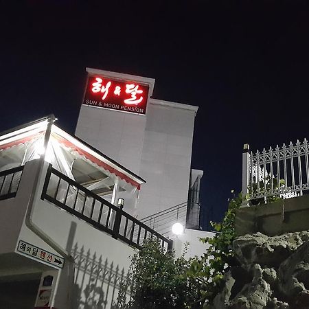 Sunmoon Pension ヨス市 エクステリア 写真